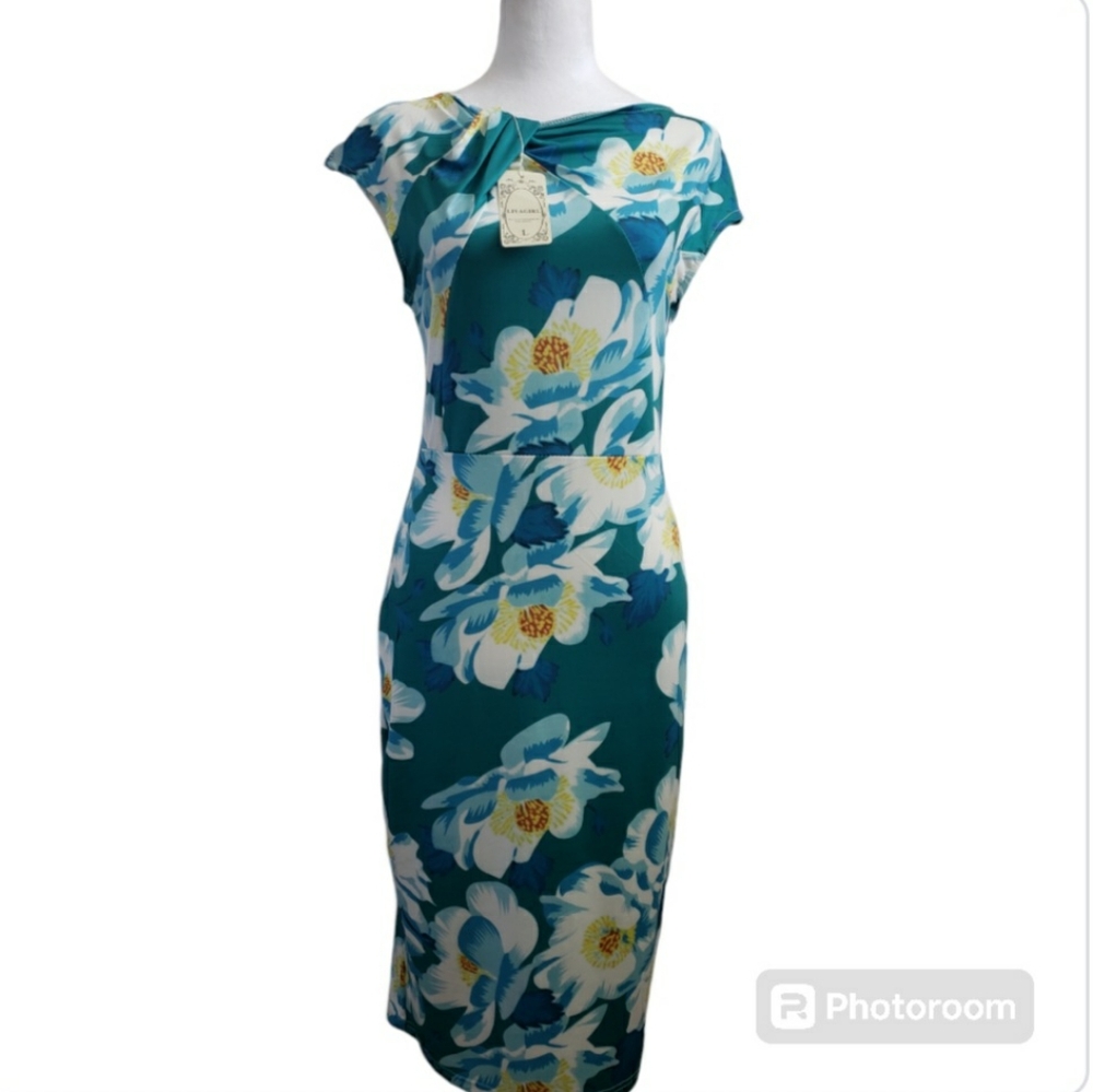 Woman's Floral Casual Dress - Size L